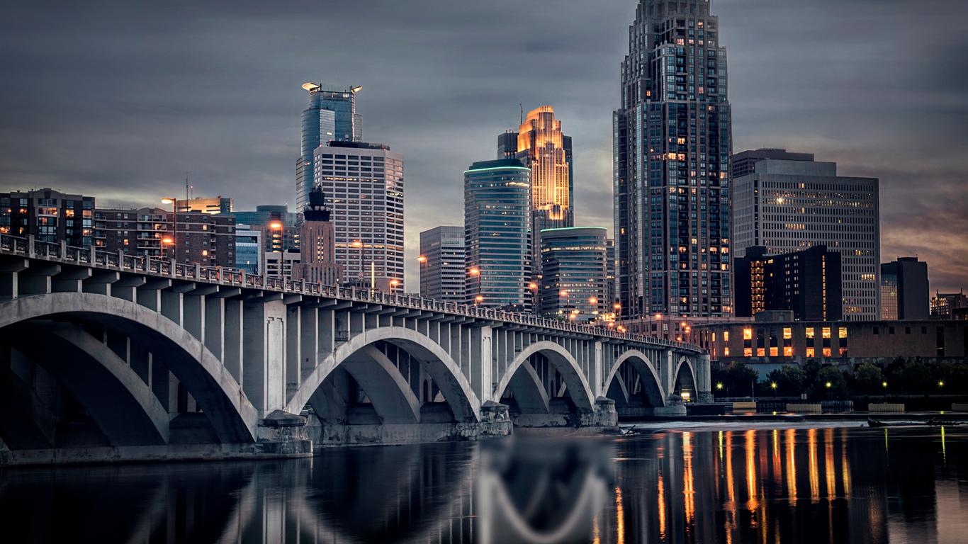 Cheap from to Minneapolis from C$ 238 -